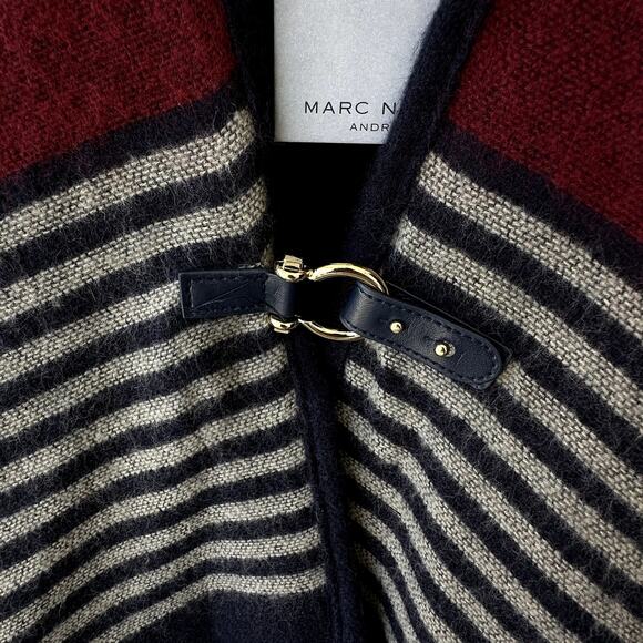 NWT Marc New York O/S Sweater Poncho w/ Metal Clasp Plaid Fall Cozecore Preppy - Picture 2 of 7